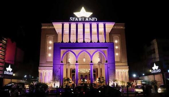 Starland Banquet, Mayapuri